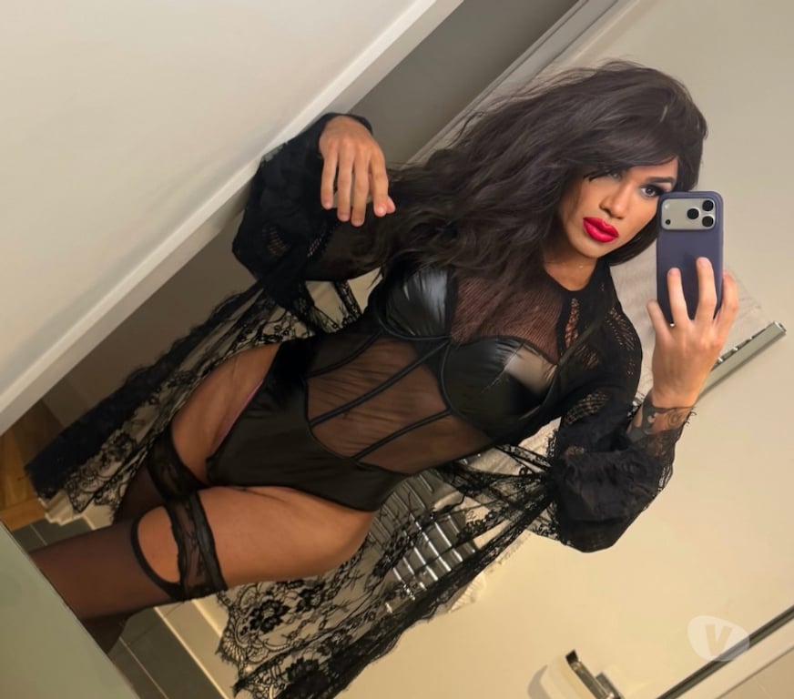 Latina escort