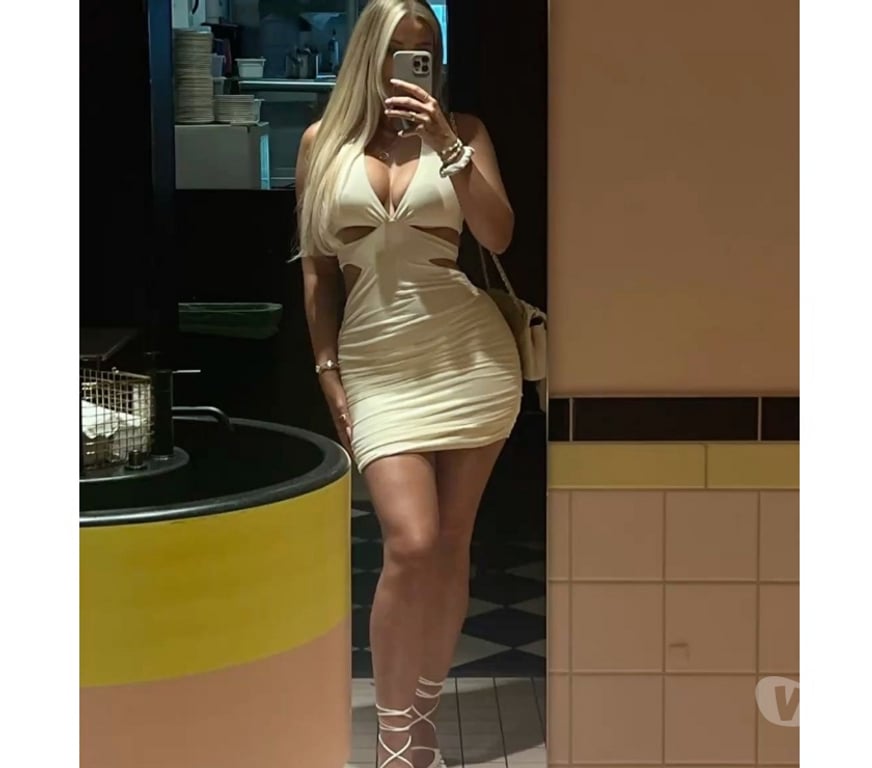 Latina escort