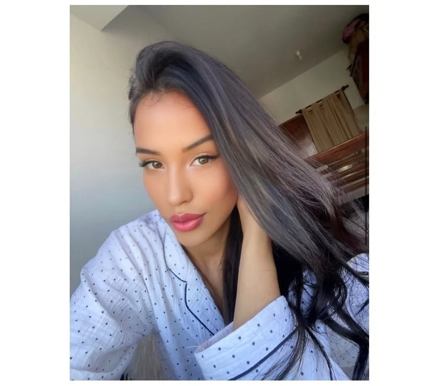 Latina escort