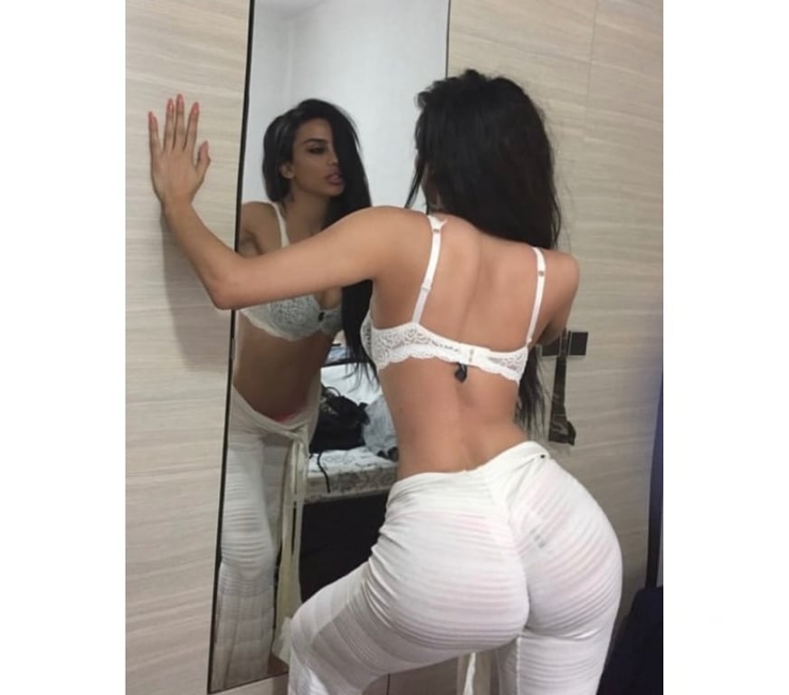 Latina escort